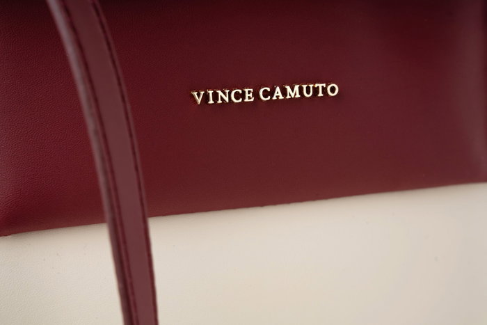 Vince Camuto Bolso Tote Umbria - Crema, Rojo Claret Vince Camuto Bolso Tote Umbria - Crema, Rojo Claret